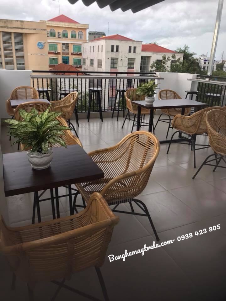 
								Ghế mây cafe chân sắt MA223